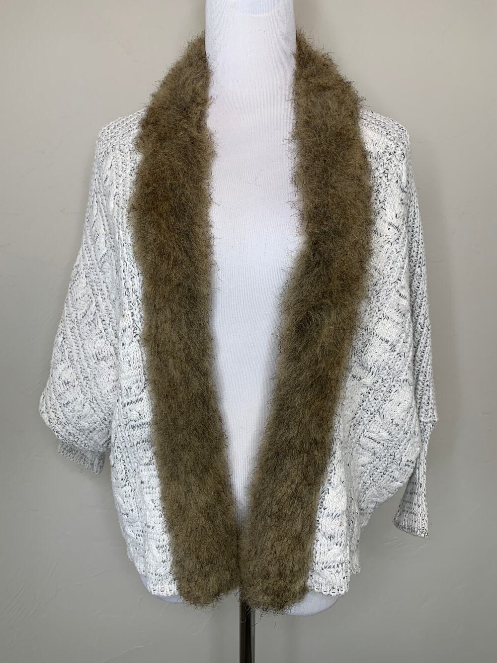 Northern Angel Fur Collar Cardigan Sweater Sz Large